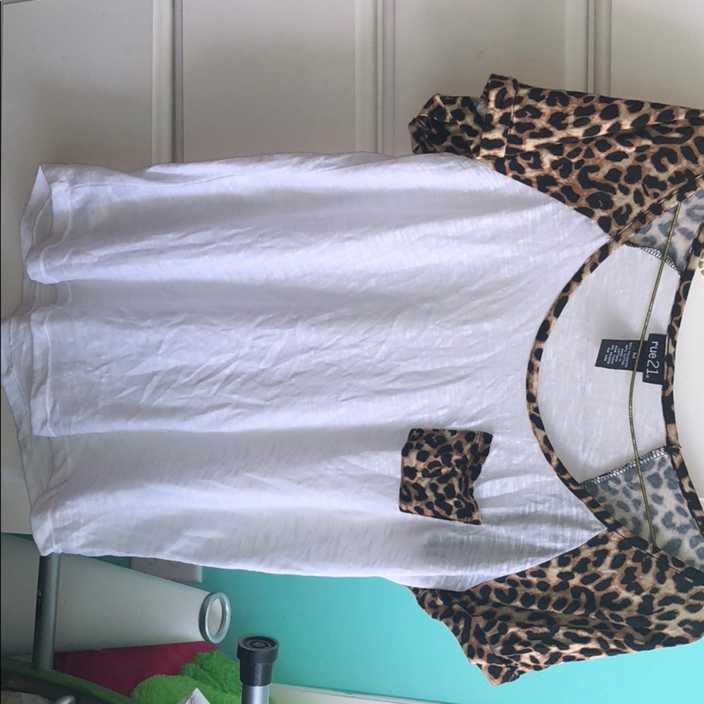 Rue 21 Tee